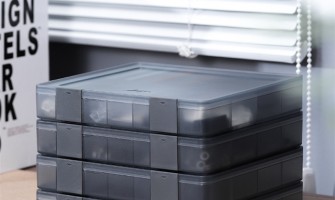 Declutter Your Space! How to Achieve Minimalist Wall Storage Aesthetics with a Set of 